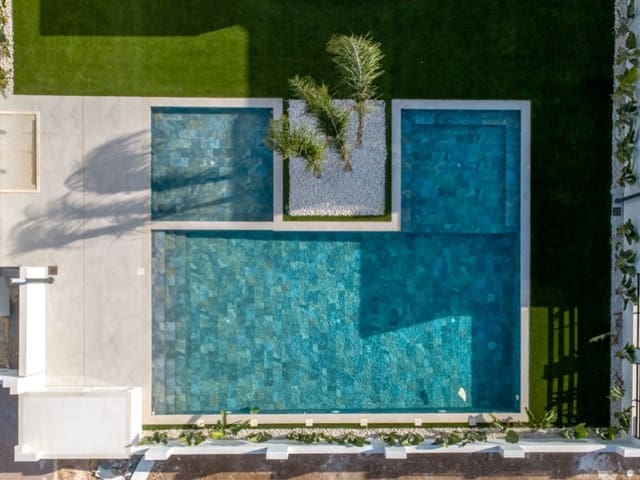 3 slaapkamer Villa te koop in Aguas Nuevas, Torrevieja met zwembad - € 550.000 (Ref: 9556010)