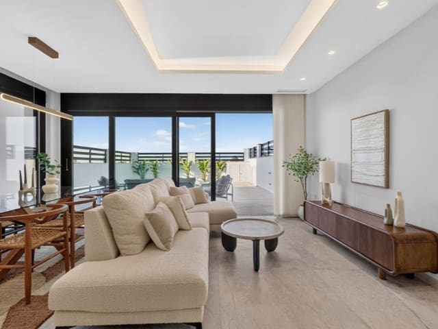 3 slaapkamer Villa te koop in Aguas Nuevas, Torrevieja met zwembad - € 550.000 (Ref: 9556010)