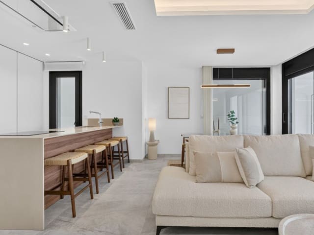 3 slaapkamer Villa te koop in Aguas Nuevas, Torrevieja met zwembad - € 550.000 (Ref: 9556010)