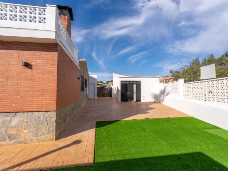 3 slaapkamer Villa te koop in Torrevieja - € 499.000 (Ref: 9562033)