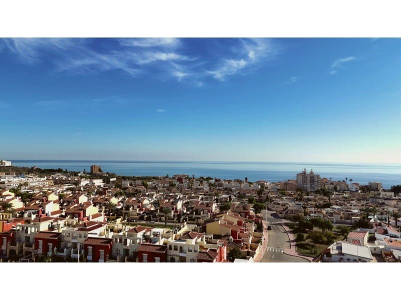 3 slaapkamer Villa te koop in Torrevieja - € 499.000 (Ref: 9562033)