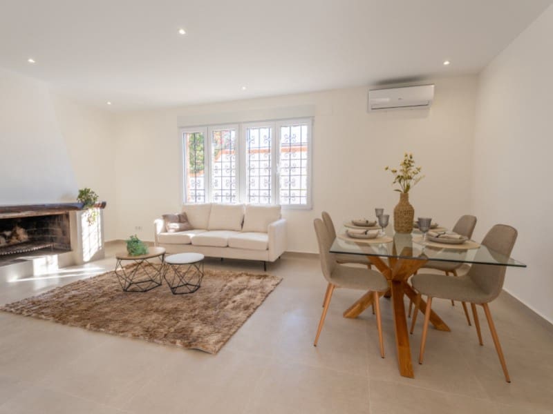 3 slaapkamer Villa te koop in Torrevieja - € 499.000 (Ref: 9562033)