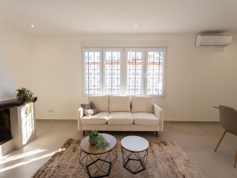 3 slaapkamer Villa te koop in Torrevieja - € 499.000 (Ref: 9562033)