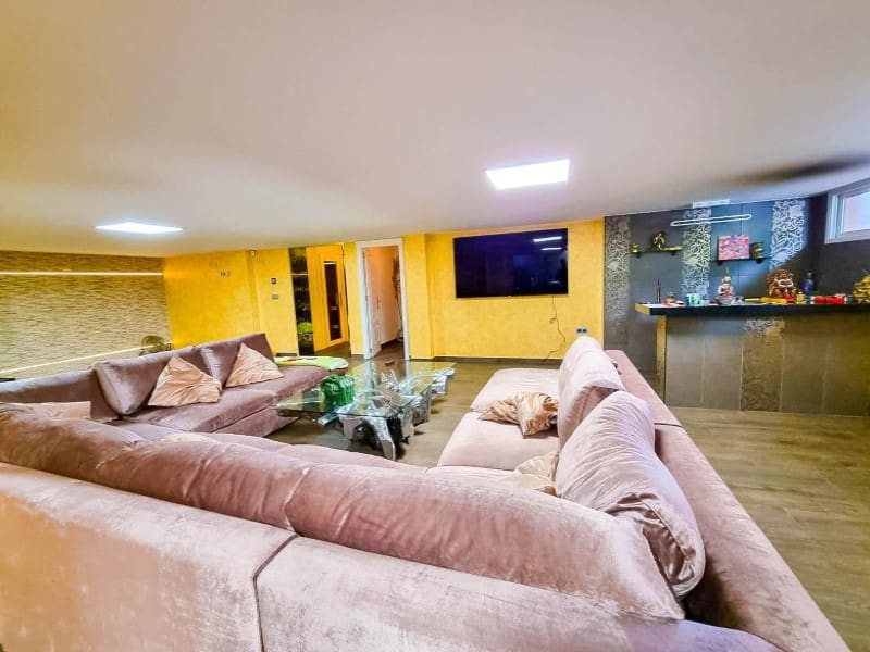 5 slaapkamer Villa te koop in La Mata met zwembad - € 1.170.000 (Ref: 9565378)