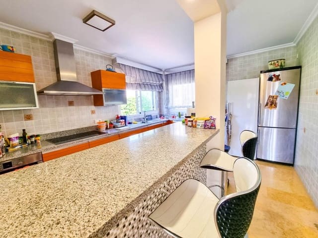 5 slaapkamer Villa te koop in Cañada del Molino, Torrevieja met zwembad - € 1.170.000 (Ref: 9565378)