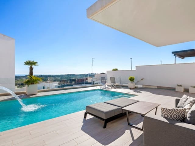 3 bedroom Villa for sale in San Miguel de Salinas with pool garage - € 499,000 (Ref: 9565379)