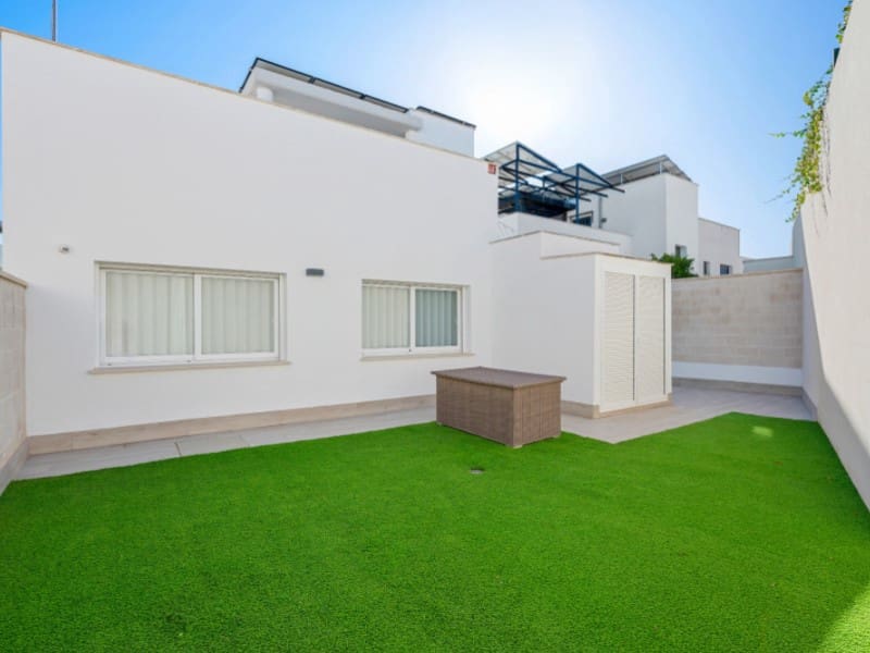 3 bedroom Villa for sale in San Miguel de Salinas with pool garage - € 499,000 (Ref: 9565379)