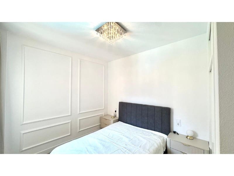 2 soveværelse Lejlighed til salg i Torrevieja med swimmingpool - € 164.900 (Ref: 9565382)