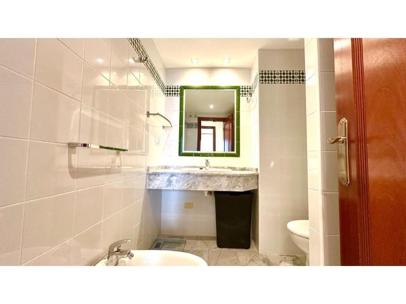 3 soveværelse Lejlighed til salg i Torrevieja med swimmingpool - € 369.900 (Ref: 9565385)