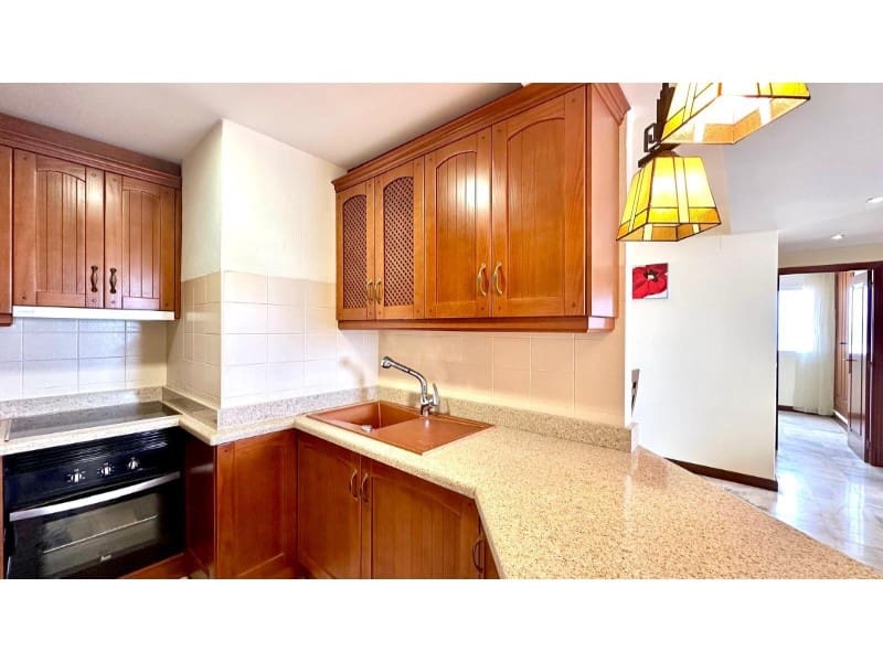 3 soveværelse Lejlighed til salg i Torrevieja med swimmingpool - € 369.900 (Ref: 9565385)