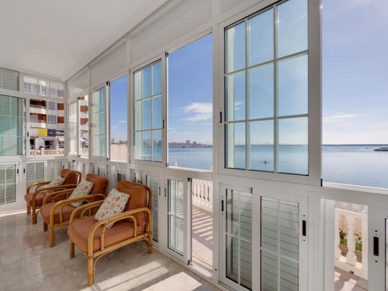 4 bedroom Apartment for sale in Torrevieja with garage - € 389,500 (Ref: 9565386)