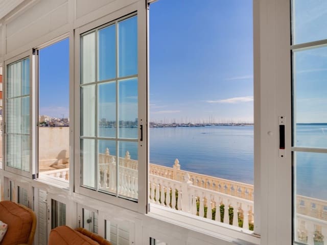 4 bedroom Apartment for sale in Playa del Acequión, Torrevieja with garage - € 389,500 (Ref: 9565386)