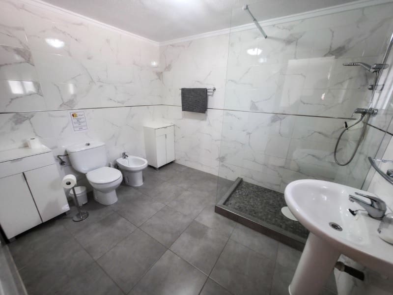 4 makuuhuone Huvila myytävänä paikassa El Chaparral mukana uima-altaan 
autotalli - 449 950 € (Ref: 9568962)