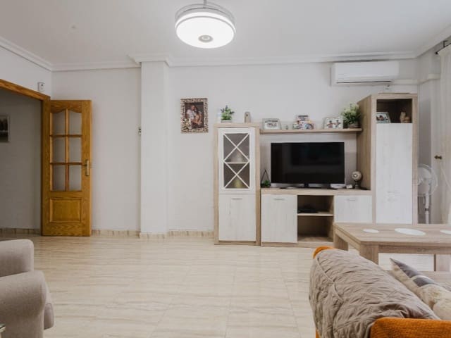 2 soveværelse Lejlighed til salg i Puerto Deportivo, Torrevieja - € 159.990 (Ref: 9568963)