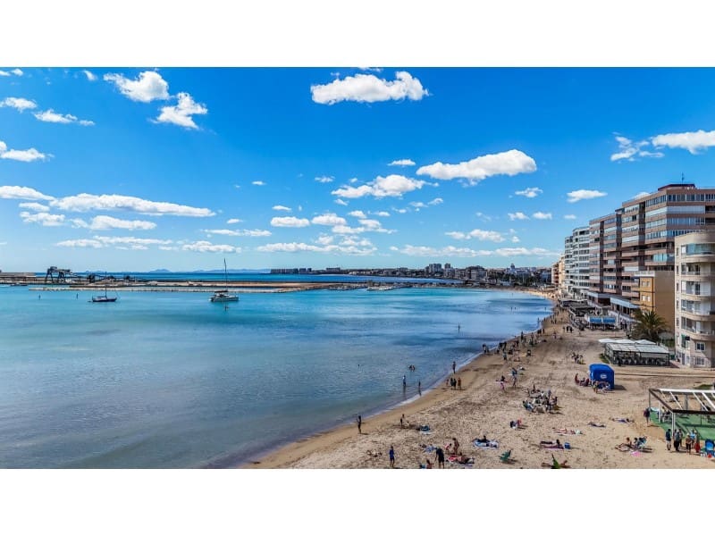 2 bedroom Apartment for sale in Torrevieja - € 169,990 (Ref: 9568964)