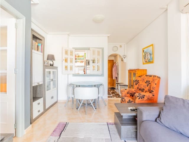 Apartamento de 2 habitaciones en Parque de las Naciones, Torrevieja en venta - 137.000 € (Ref: 9574881)