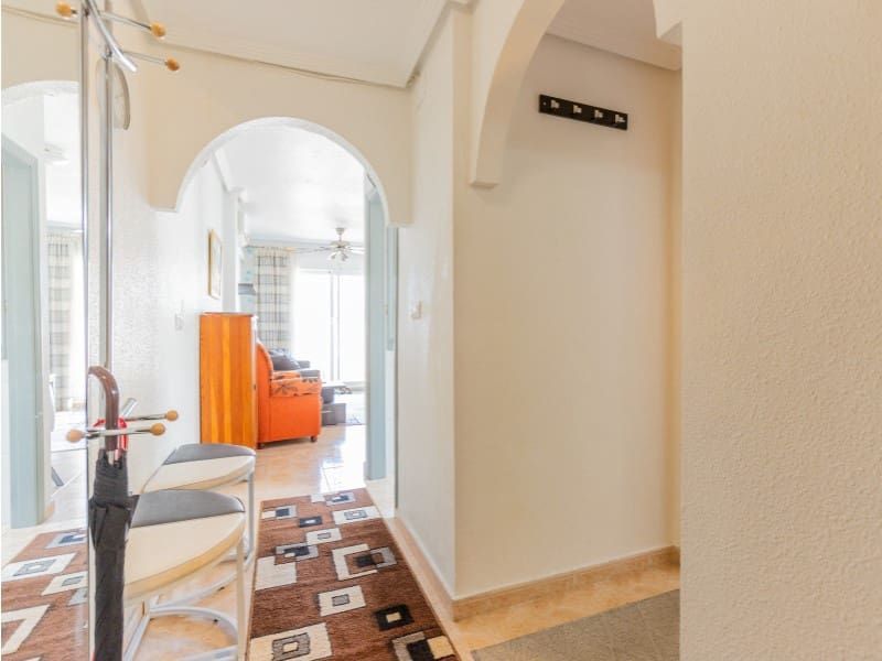 Apartamento de 2 habitaciones en Torrevieja en venta - 137.000 € (Ref: 9574881)