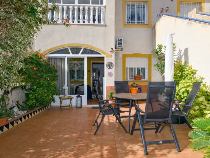 2 slaapkamer Appartement te koop in Torrevieja - € 153.000 (Ref: 9583039)