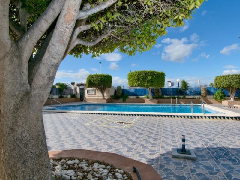 2 slaapkamer Appartement te koop in Torrevieja - € 153.000 (Ref: 9583039)