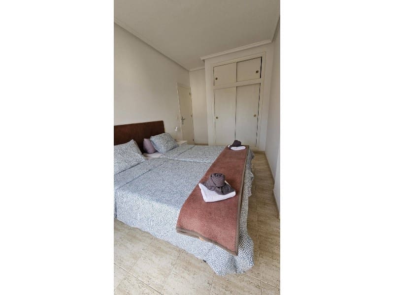 3 soverom Penthouse til salgs i Torrevieja - € 167 200 (Ref: 9596352)