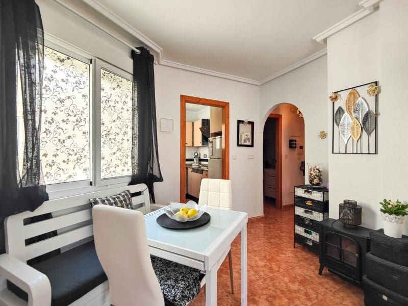 1 soveværelse Penthouse til salg i Torrevieja - € 128.900 (Ref: 9596353)