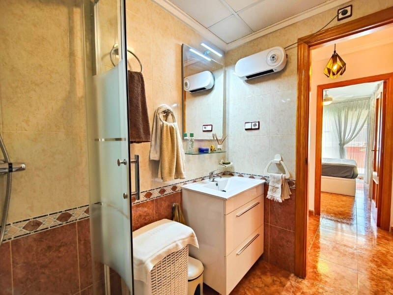 1 soveværelse Penthouse til salg i Torrevieja - € 128.900 (Ref: 9596353)