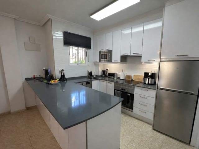 2 soverom Hus til salgs i La Zenia, Orihuela - € 230 000 (Ref: 9608204)