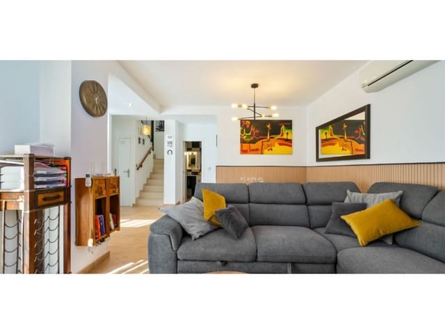 3 bedroom Townhouse for sale in Blue Lagoon - € 288,000 (Ref: 9608205)