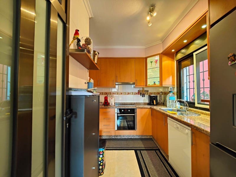 3 bedroom Villa for sale in El Raso with pool garage - € 365,000 (Ref: 9611380)