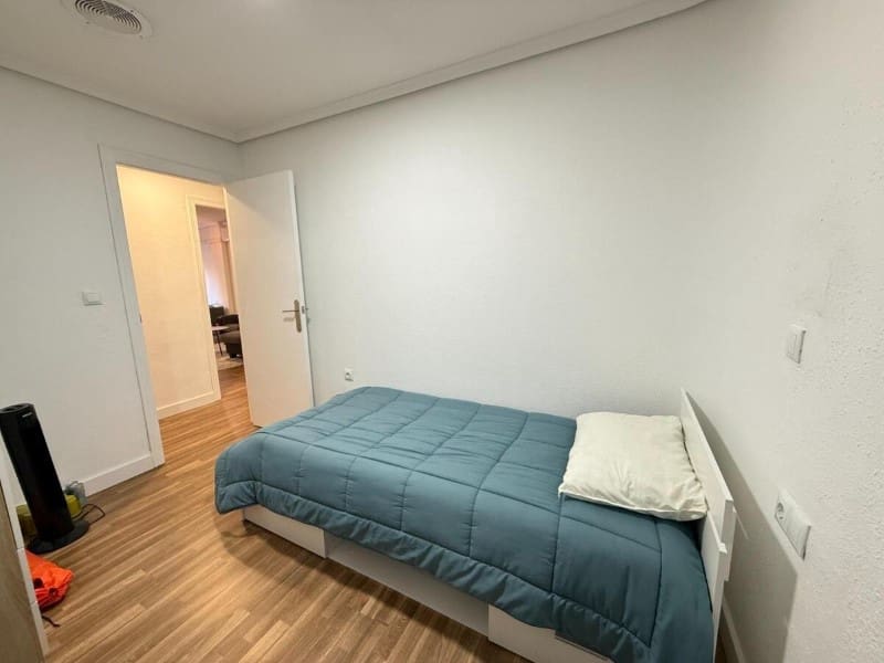 4 soverom Leilighet til salgs i Torrevieja - € 175 000 (Ref: 9616207)