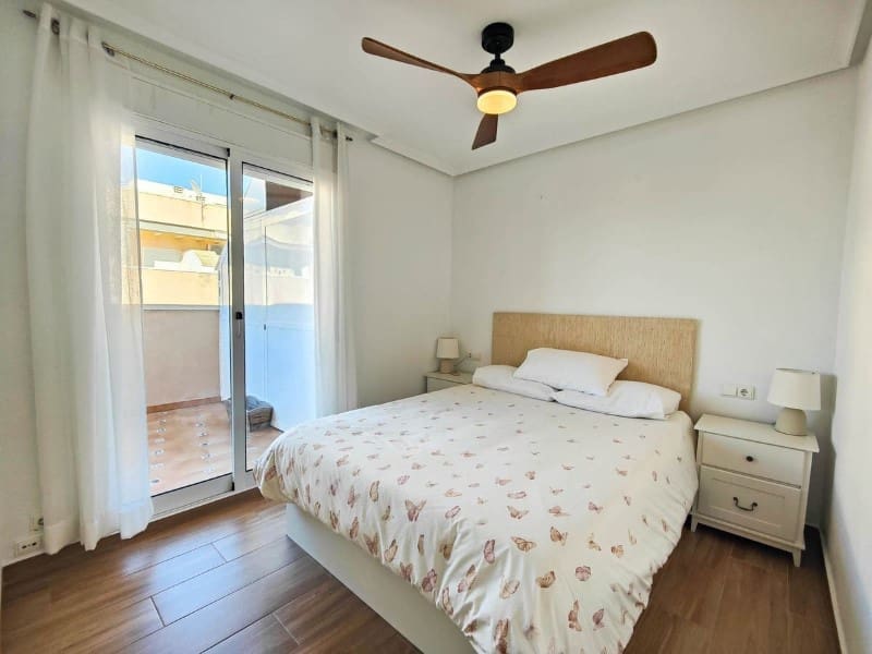 3 bedroom Penthouse for sale in Torrevieja - € 189,900 (Ref: 9616208)