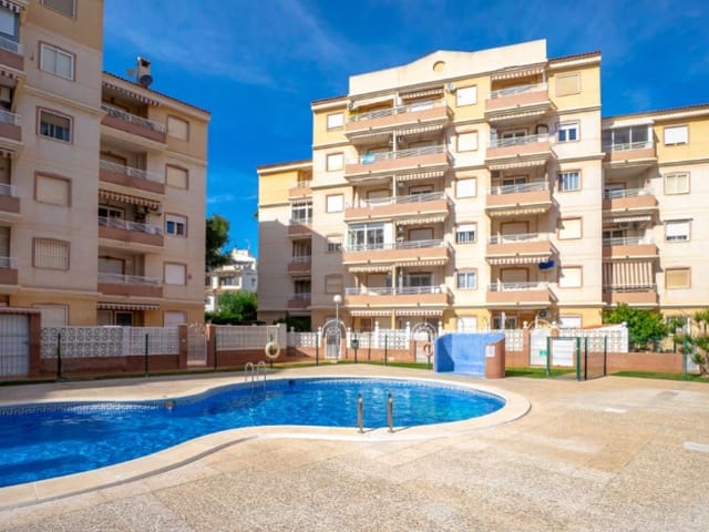 2 bedroom Apartment for sale in Nueva Torrevieja, Torrevieja - € 145,000 (Ref: 9616209)