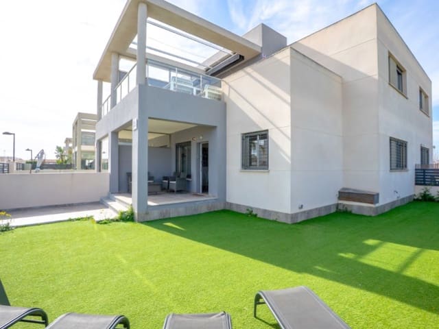 3 soverom Hus til salgs i Aguas Nuevas, Torrevieja - € 319 000 (Ref: 9616210)