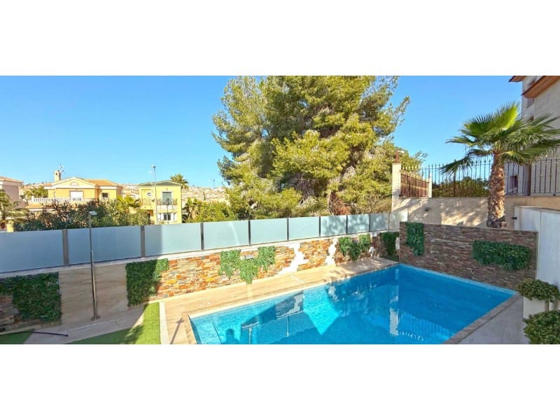 3 bedroom Villa for sale in Orihuela Costa with pool - € 475,000 (Ref: 9619451)