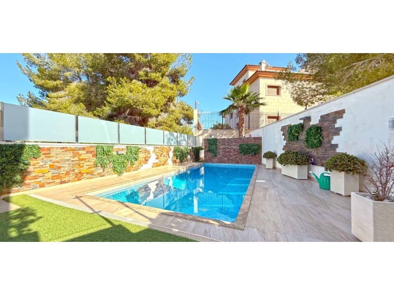 3 bedroom Villa for sale in Orihuela Costa with pool - € 475,000 (Ref: 9619451)