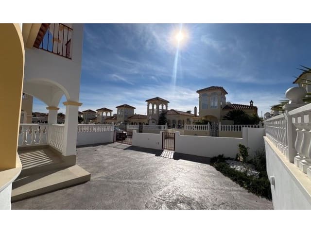 2 sovrum Villa till salu i Algorfa med pool - 249 000 € (Ref: 9625868)