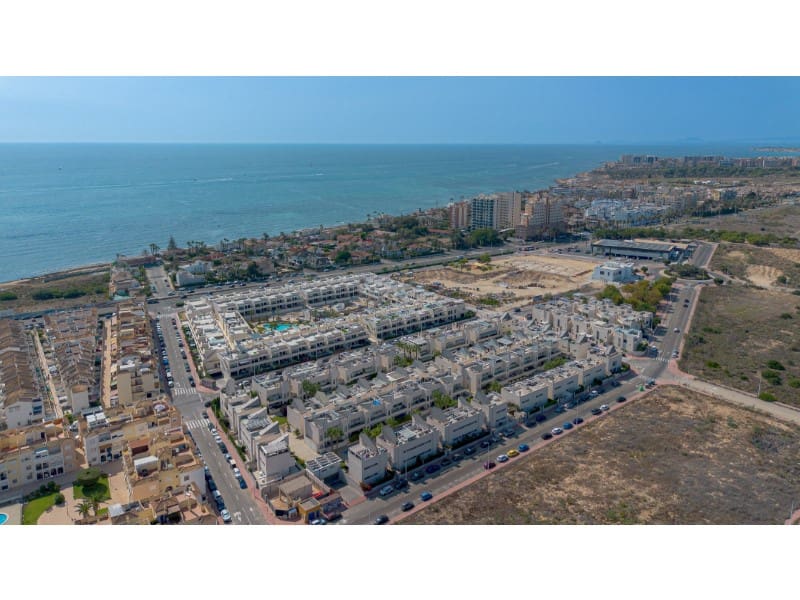 2 bedroom Apartment for sale in La Veleta with garage - € 235,000 (Ref: 9625869)