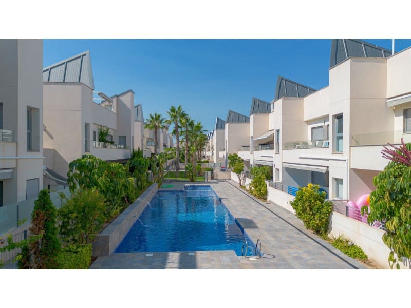 2 bedroom Apartment for sale in La Veleta - € 240,000 (Ref: 9625870)