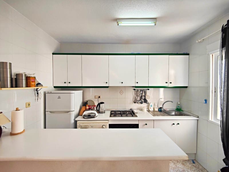 Ático de 1 habitación en Torrevieja en venta - 139.000 € (Ref: 9627754)