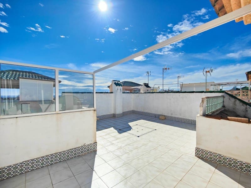 Ático de 1 habitación en Torrevieja en venta - 139.000 € (Ref: 9627754)