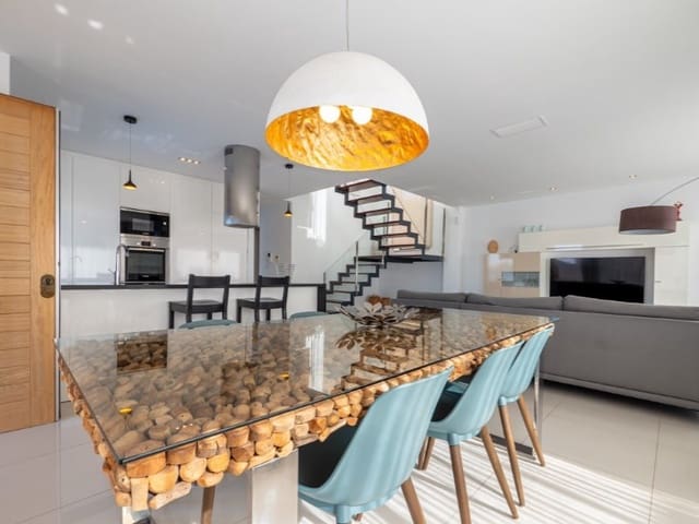 3 makuuhuone Huvila myytävänä paikassa Ciudad Quesada, Rojales mukana uima-altaan - 499 500 € (Ref: 9627755)