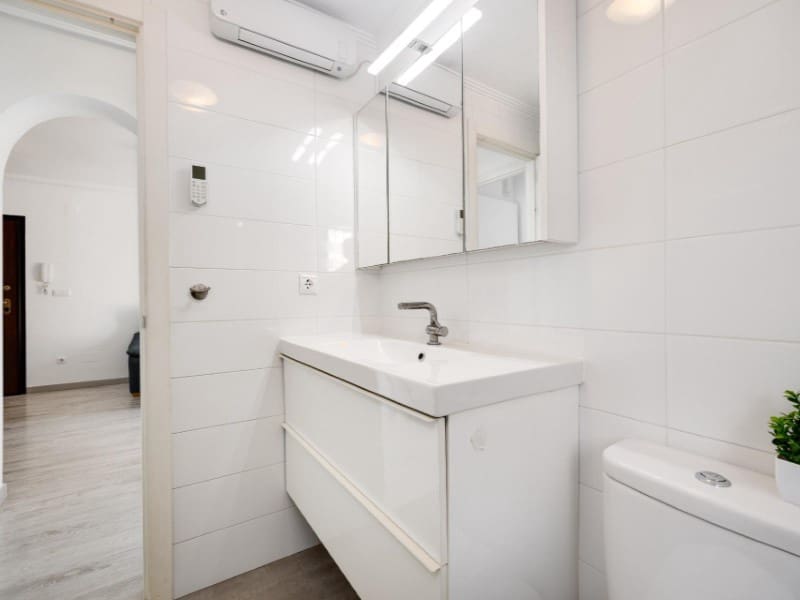 Bungalow de 2 habitaciones en Torrevieja en venta con piscina - 204.000 € (Ref: 9627756)