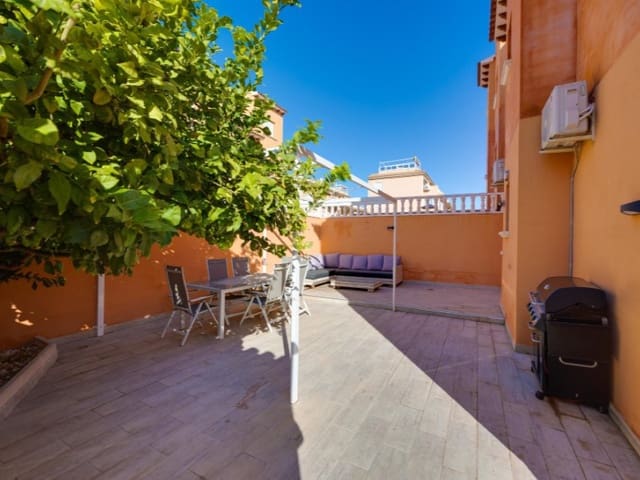 2 soveværelse Bungalow til salg i Aguas Nuevas, Torrevieja med swimmingpool - € 204.000 (Ref: 9627756)