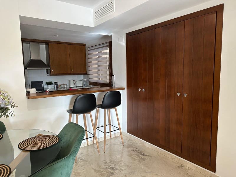 Apartamento de 2 habitaciones en Orihuela Costa en venta con garaje - 289.995 € (Ref: 9627758)