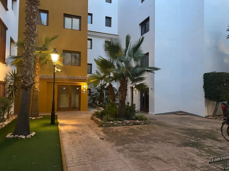 Apartamento de 2 habitaciones en Orihuela Costa en venta con garaje - 289.995 € (Ref: 9627758)