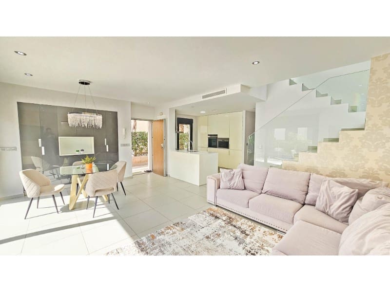 3 makuuhuone Huvila myytävänä paikassa Rojales mukana uima-altaan - 458 900 € (Ref: 9627759)