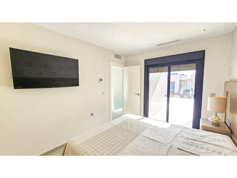 3 makuuhuone Huvila myytävänä paikassa Rojales mukana uima-altaan - 458 900 € (Ref: 9627759)