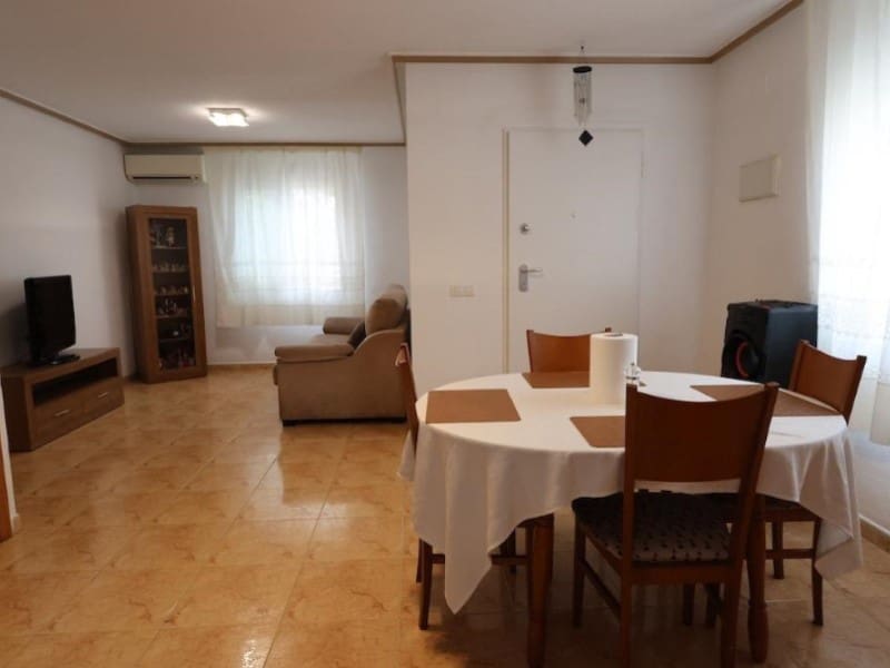 Casa de 3 habitaciones en Torrevieja en venta - 205.000 € (Ref: 9630240)