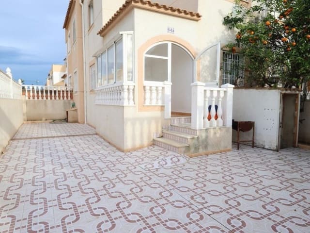 Casa de 3 habitaciones en El Chaparral - La Siesta - La Torreta, Torrevieja en venta - 205.000 € (Ref: 9630240)