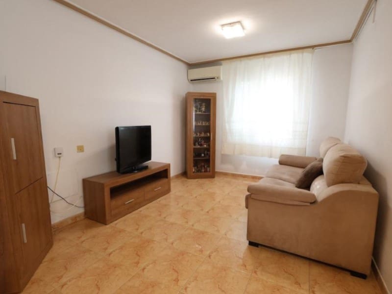 Casa de 3 habitaciones en Torrevieja en venta - 205.000 € (Ref: 9630240)